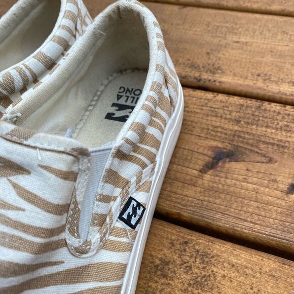 Billabong Slip on Shoes - Picture 4 of 9